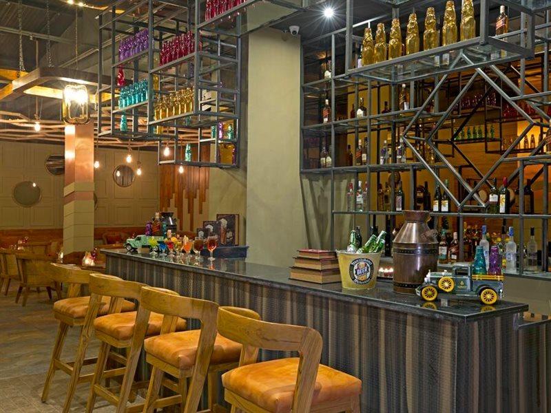 Regenta Central Cassia Zirakpur Chandigarh Buitenkant foto