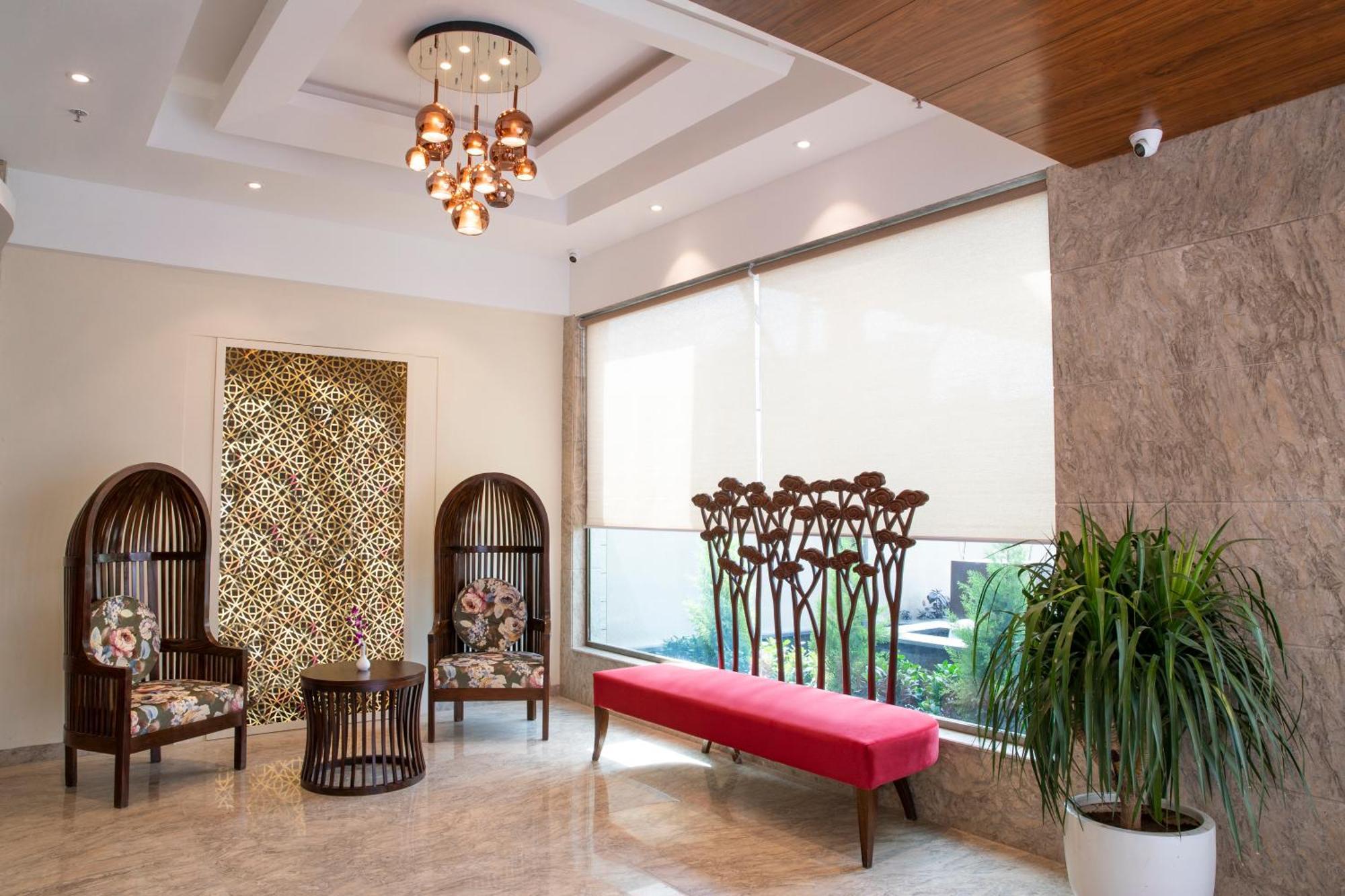 Regenta Central Cassia Zirakpur Chandigarh Buitenkant foto