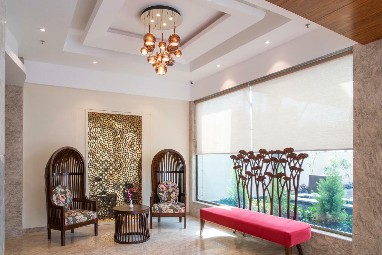 Regenta Central Cassia Zirakpur Chandigarh Buitenkant foto